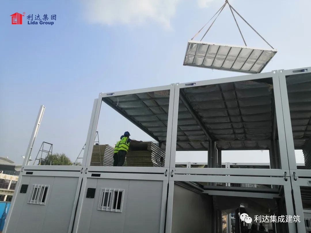 Fast Assemble Affordable Foldable Prefabricated Living Container Labor Camp for Oil &Gas Company Camp