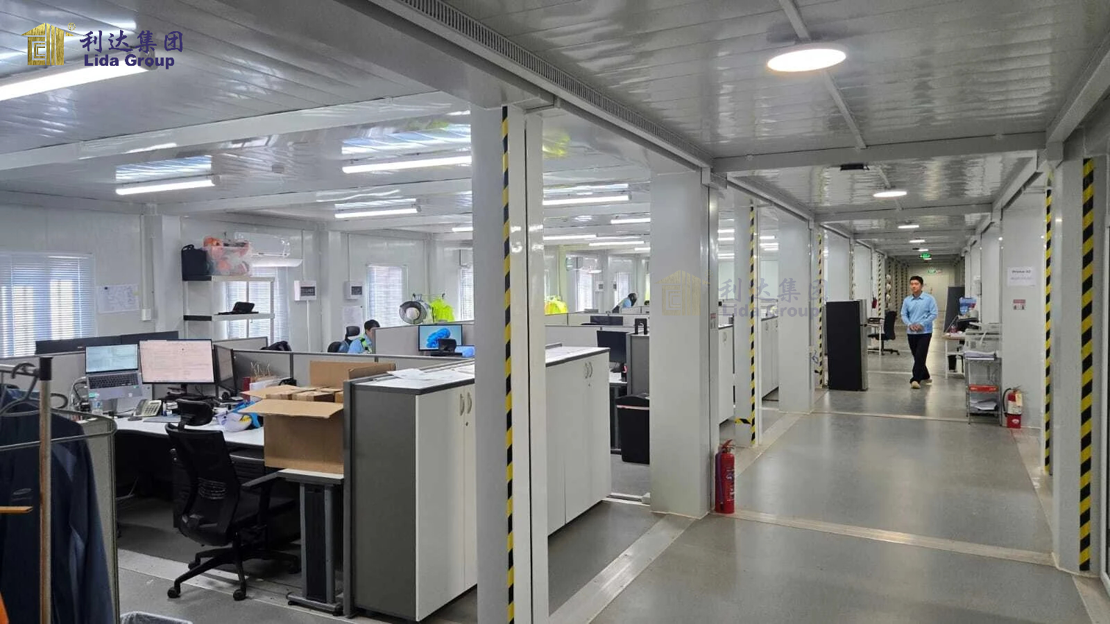Modern Modular Prefab Container Office Solution – Custom Portable Workspace